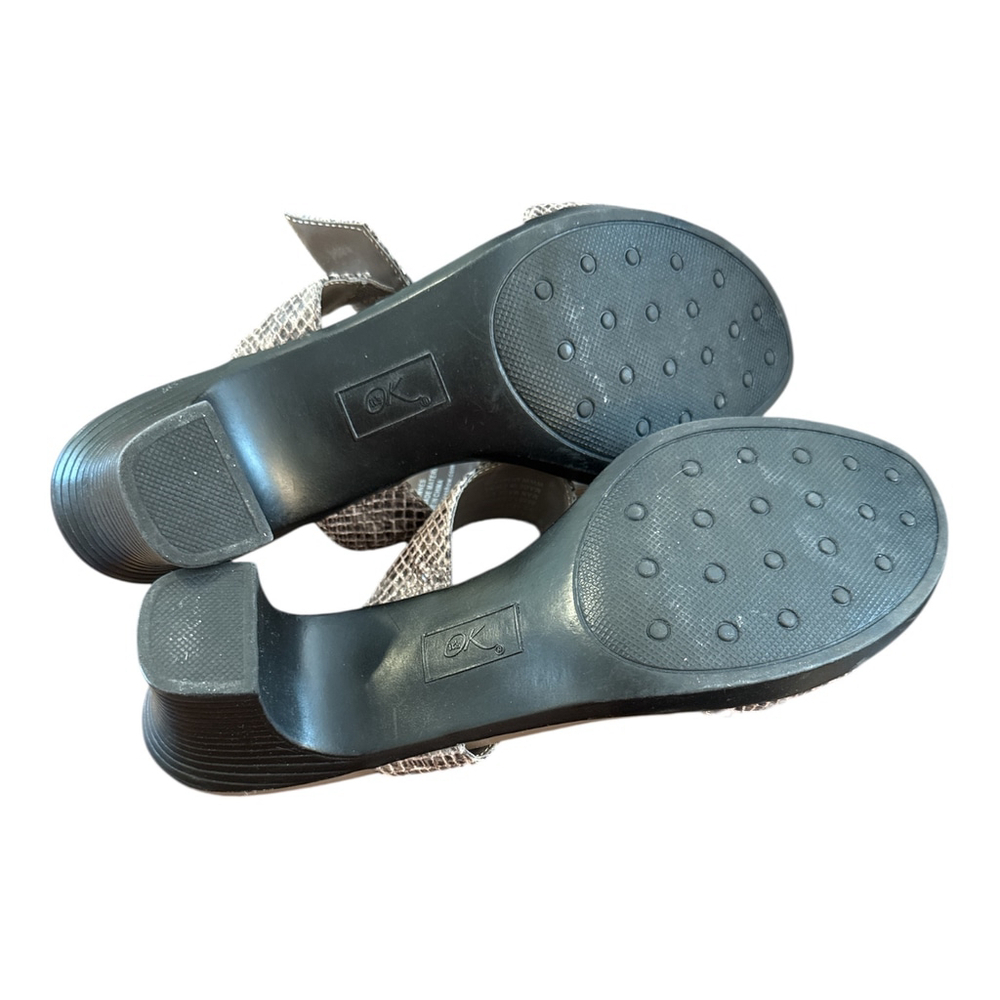 Women's Snake Print Sandals with Decorative Straps, Size 9, Silver - Picture 3 of 3